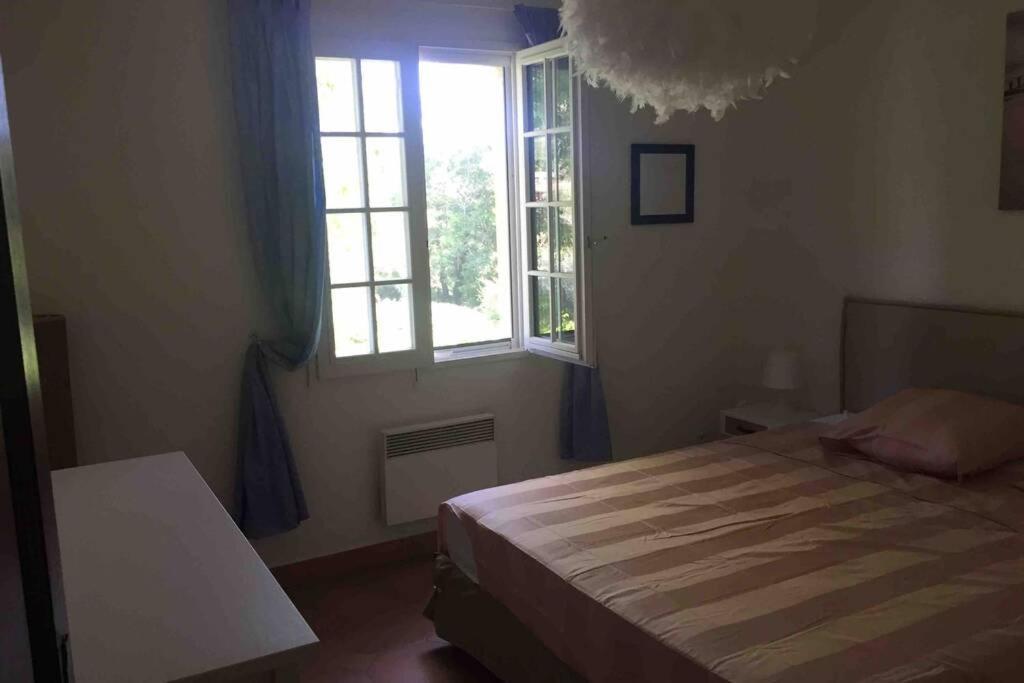 Bastide Derroc Villa Cotignac Bagian luar foto